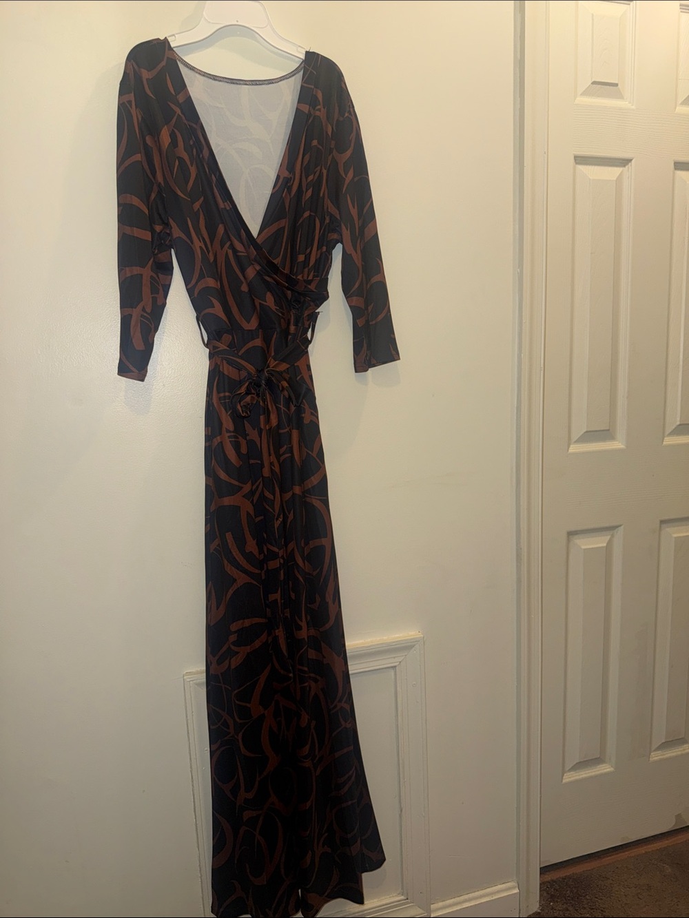 FANDEE Maxi Wrap Style Dress V-Neck 3/4 Sleeve - Size XL